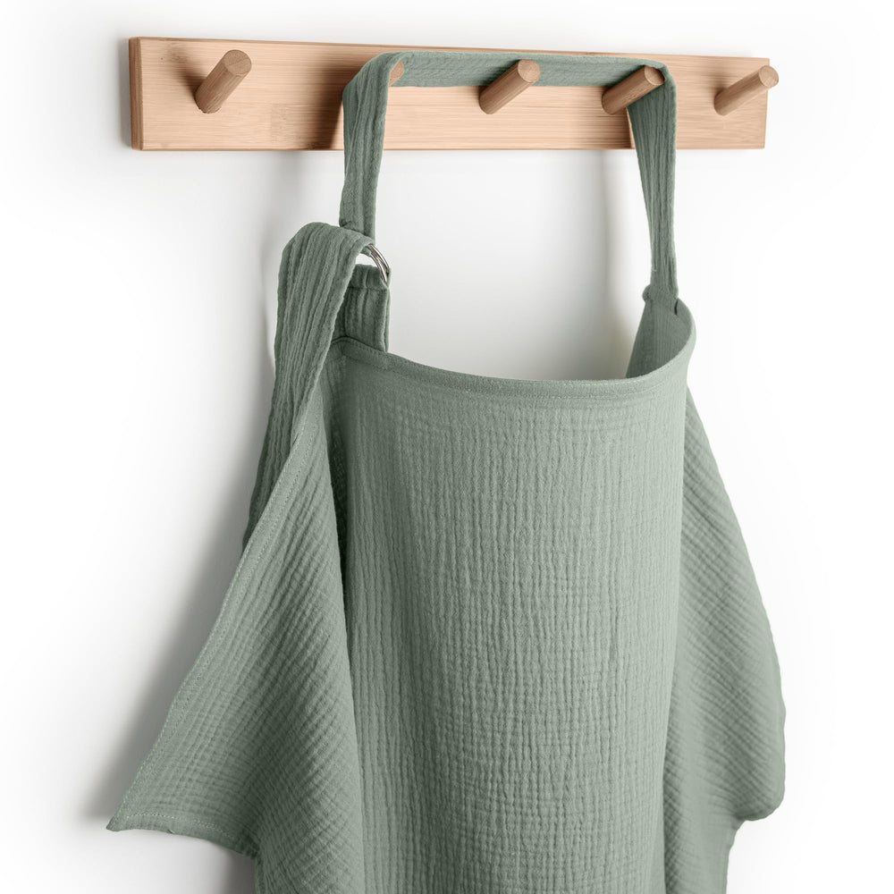 Comfy Cubs Muslin Cover close-up shows soft fabric and breathable comfort for baby feeds.