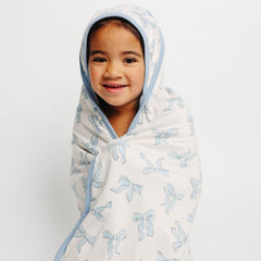 Copper Pearl Daphne Knit Hooded Towel pocket closeup highlights convenient mini pocket