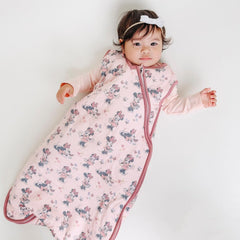 Copper Pearl Minnie Mouse sleep bag side view highlights soft, breathable knit for everyday use.