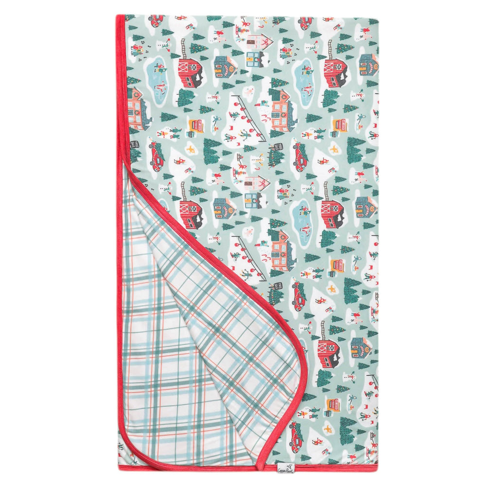Copper Pearl Snowy Slopes Quilt reverse side showcases reversible comfort for cozy evenings.