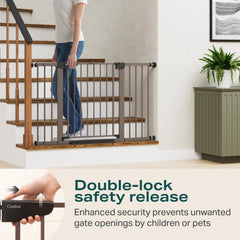 Cumbor auto-close gate demonstrates hands-free access for busy households.