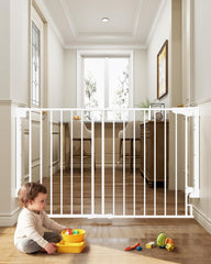 Cumbor Expandable Gate wall-mount closed provides secure stair protection.