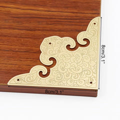 Dasaziya brass corner guard close-up highlights solid casting and corrosion resistance.