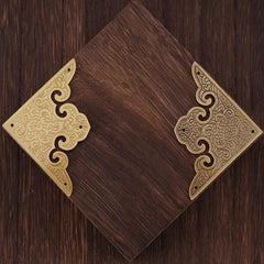 Dasaziya brass corner guard side view enhances durability while preserving vintage style.