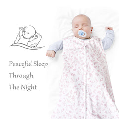 David's Kids sleep sack offers roomy leg space for natural kicking and movement.