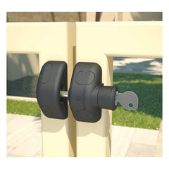 DD Technologies MagnaLatch Side Pull uses rust-free components for all-weather performance.