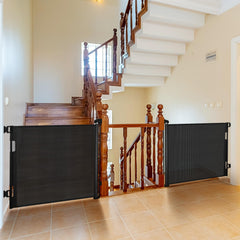 DEAR LOV retractable mesh design offers durable closure for kids and dogs.