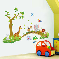 Decalmile Jungle Giraffe wall sticker brightens the play area