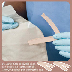 DOERDO DD ostomy clips fitting 1-2 inch openings on drainable pouches.
