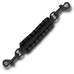 Dog Collar Safety Clip with 360° rotating metal clip for secure car rides.