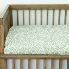 Dreamology standard 28x52x8 crib sheet ready for crib mattress