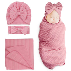 DRESHOW BQUBO blanket in soft fabric for newborns, gentle on skin and cozy.