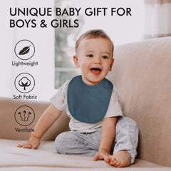 Egmao Baby soft cotton front bib close-up showing gentle touch.