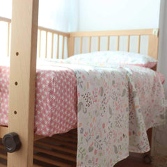 Emenpy Swan-pattern toddler flat sheet providing ample coverage for naps.