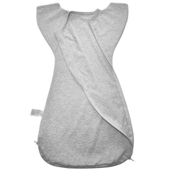 Enrich YLife swaddle sack with 2-way zipper detail for easy diaper changes.