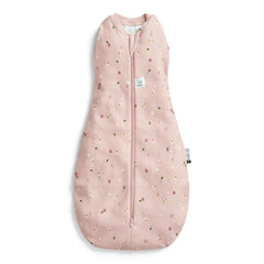 ergoPouch Cocoon Swaddle Sack 0.2 TOG in daisies, breathable organic cotton for gentle sleep.