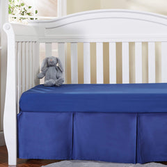 EVERYDAY KIDS split-corners crib skirt fits around posts with ease.