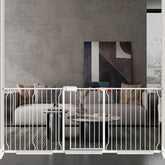 Fairy Baby wide-fit gate for 85-90 inch openings enables smooth pass-through with a child.