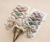 Fancy Clouds 10-piece bow set with clips for quick daily styling and outfits