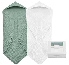 FAVERDIIY hooded towel in roman green close-up, ultra-soft muslin for gentle drying.