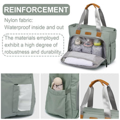FHELAD insulated pocket keeps bottles at the right temperature on the go