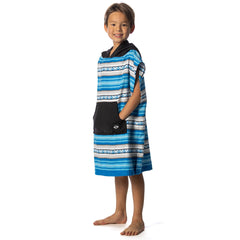 Flow Changing Poncho for Kids Laguna Blue front view showing easy changing cover