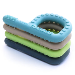 Flyaway P-shape teether for babies with easy grip and soothing bite.