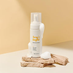 For My Daughter Moisture Feminine Wash HPA Complex close-up indicates antioxidant support.