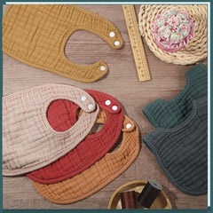 Frienda soft cotton burp cloth, gentle on baby skin.