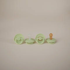 Frigg security handle adds easy handling during soothing moments.