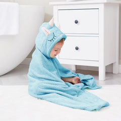 FUBANRAY hooded towel shown for daily use after baths at home, keeping warmth.