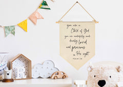 GEANHIL Baby room banner in beige cotton canvas for versatile nursery decor.