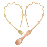 Gelinor pacifier clip close-up in pink keeps utensils within reach for easy self-feeding.