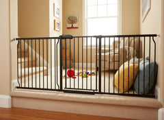 Ghthes Felle extra wide gate extended to fit large openings for doorways