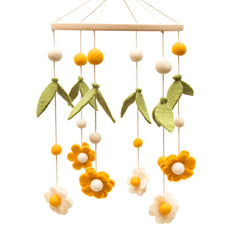 Glaciart One flower mobile with daisies promotes visual tracking for infants.