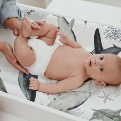 GLLQUEN BABY bassinet sheets provide a secure fit with full elastic band.