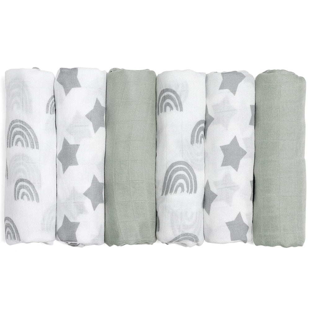 GLLQUEN BABY star-pattern muslin blanket offers gentle comfort for newborn naps.