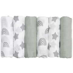 GLLQUEN BABY star-pattern muslin blanket offers gentle comfort for newborn naps.