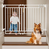 Grownsy Baby Gate no bottom bar for a safe, trip-free doorway.