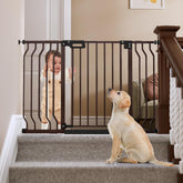 Grownsy Mom's Choice gate front view shows sturdy stair safety.