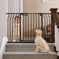 Grownsy Mom's Choice gate front view shows sturdy stair safety.