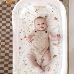 Elastic-bottom design allows quick, easy application for busy parents.