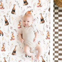 GRSSDER universal-fit crib sheet for standard 52 x 28 x 8 inches.