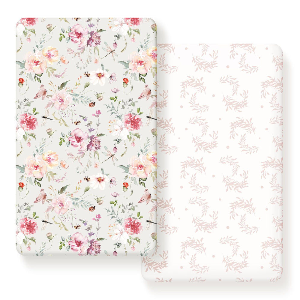 GRSSDER fitted crib sheet with calming flowers and insects pattern on soft jersey