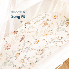 GRSSDER Universal Fit Bassinet Sheet adapts to multiple shapes