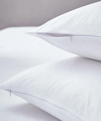 Hadi Bedding grayish-blue travel pillowcase highlights wrinkle resistance and easy care