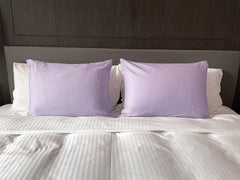 Hadi Bedding lavender pillowcase with zipper closure keeps pillow secure during travel
