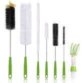 Haomaomao long bottle brush cleans tall bottles and decanters with ease.