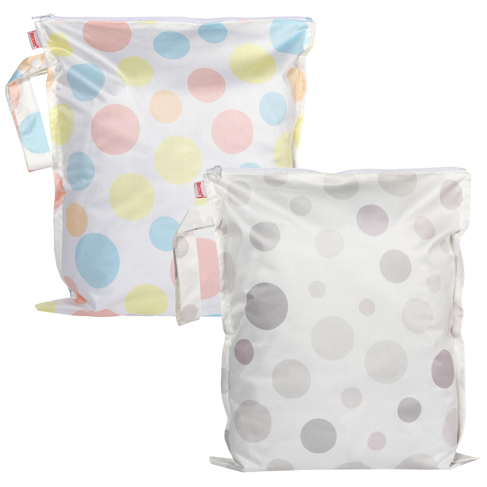 HECCEI wet-dry bag fold design for compact travel storage.