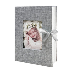 HenPisen photo album with 100 top-loading pockets for easy organization.